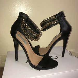 Olsenboye Heels